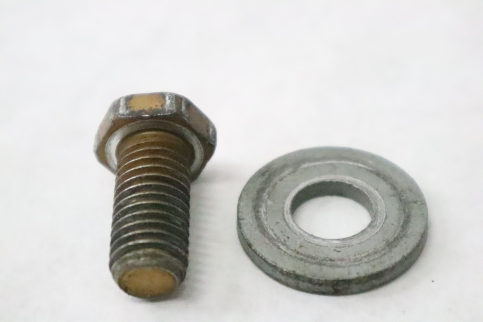 10-97359A 1, 12-86496 Mercury 25hp 2-cyl 2-stroke outboard flywheel screw - Image 7