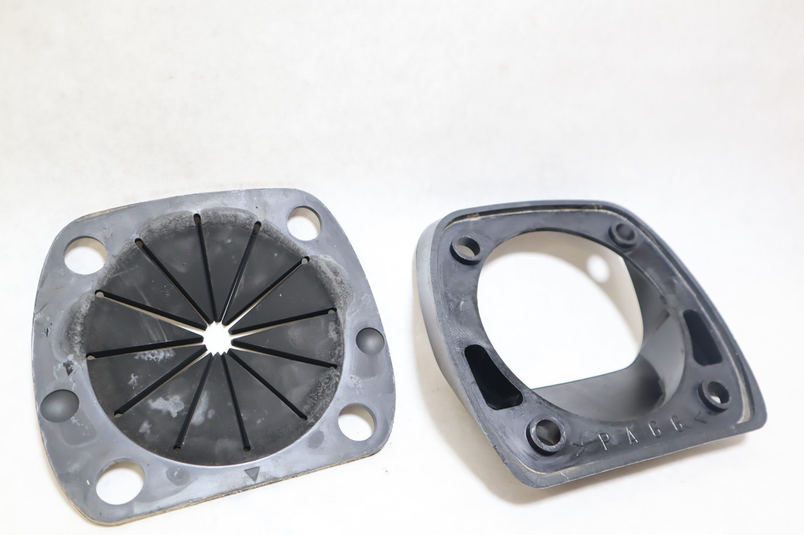 98 1998 Yamaha Wave Runner GP 800 1200 Exhaust Outlet Cover OEM# GP7-6751F-00-00 - Image 5