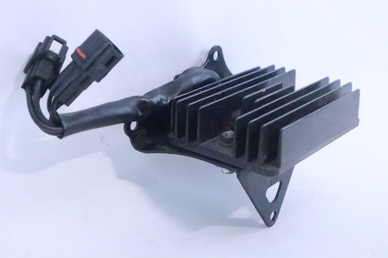 Suzuki Genuine OEM Regulator Rectifier 2011 SUZUKI GSX1250F - Image 12