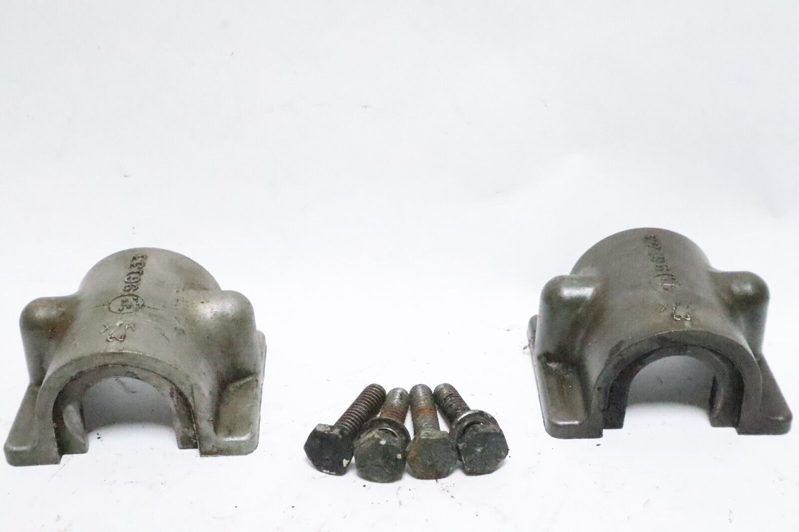 MERCURY 35 40 HP OUTBOARD COVERS PART#96133 Used - Image 4