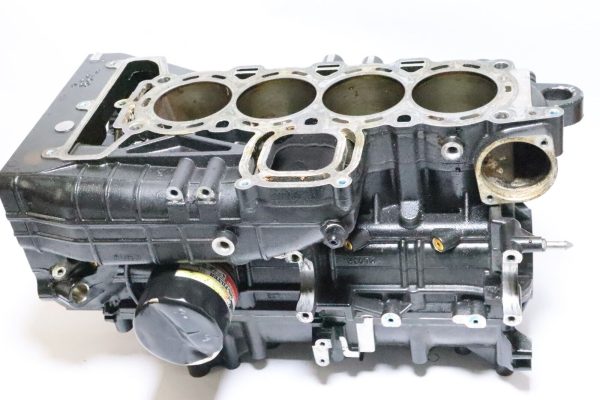 Mercury 4 Stroke EFI 90 HP Cylinder Block Assy 880504A12  Used for rebuild
