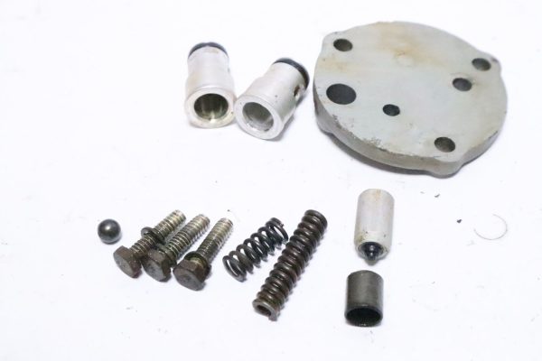 Evinrude Johnson OMC 323408 Plate OEM New Factory Boat Part Used - Image 7