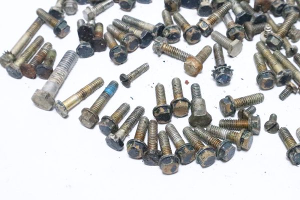 1980 s Johnson Evinrude 235   HP Mixed Nut Bolt Washer Lot used - Image 3