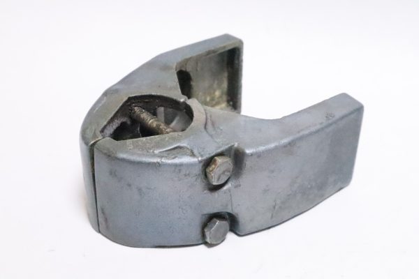 Johnson Evinrude 9.9hp 15 HP Lower Mount Bracket 0329021 0322289  Used