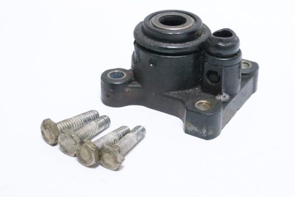 Johnson Evinrude Water Pump Housing with Plate & Bolts 1977-1992  15HP   Used - Image 3