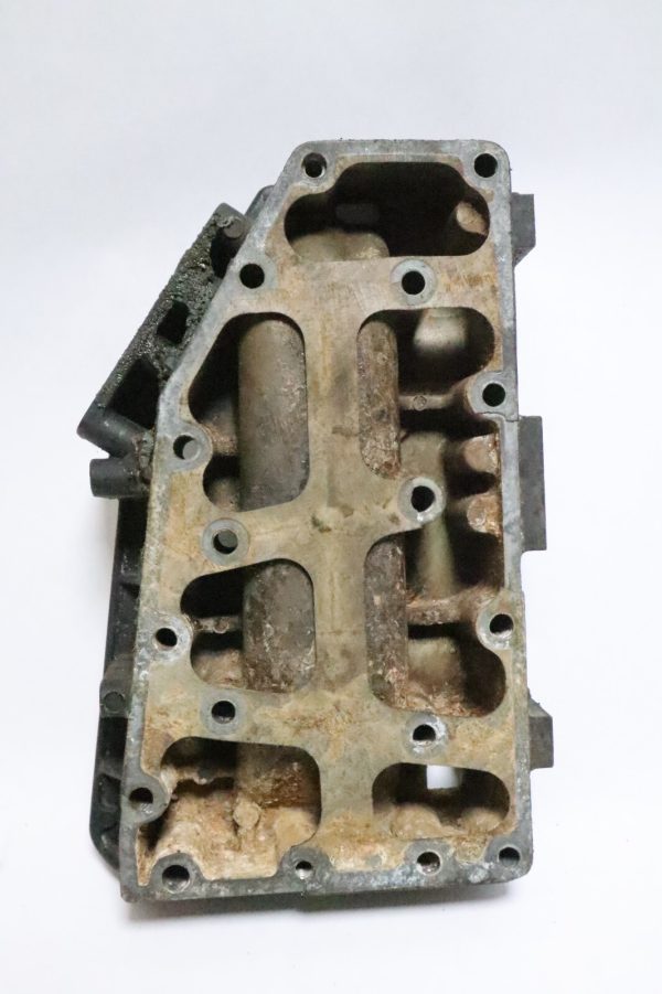 Force 819913 3 Port Exhaust Plate 819269 1 Cover 1996-1999 40hp 50hp - Used