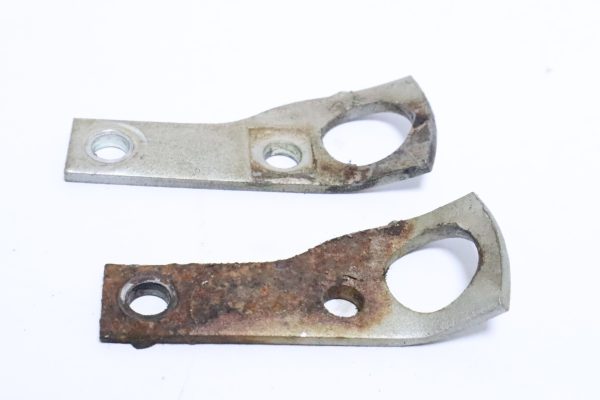 0311111 OMC Cobra Stern Drive Front Engine Lift Bracket Used - Image 3