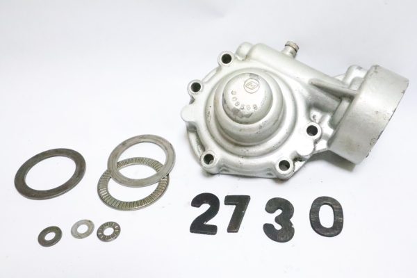OMC 2.5 3.0  Stringer Cobra 120 140 HP Trunion housing 909568 Vintage  Used - Image 5