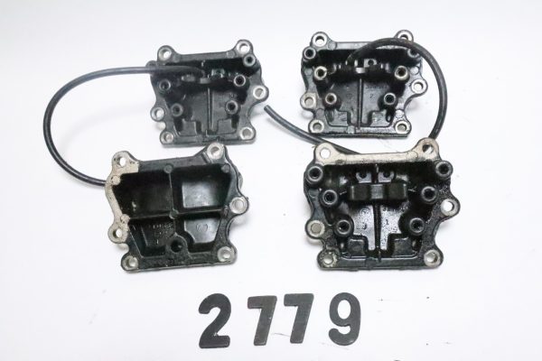 Johnson Evinrude 85-90-115-140 HP - Set of 4un Exhaust Cover 327910/ 310532 | Used - Image 5