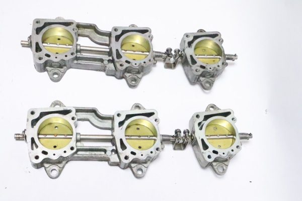 Evinrude Johnson V6 200hp 225hp Throttle Bodies 332249 Outboard Boat Motor Used - Image 4