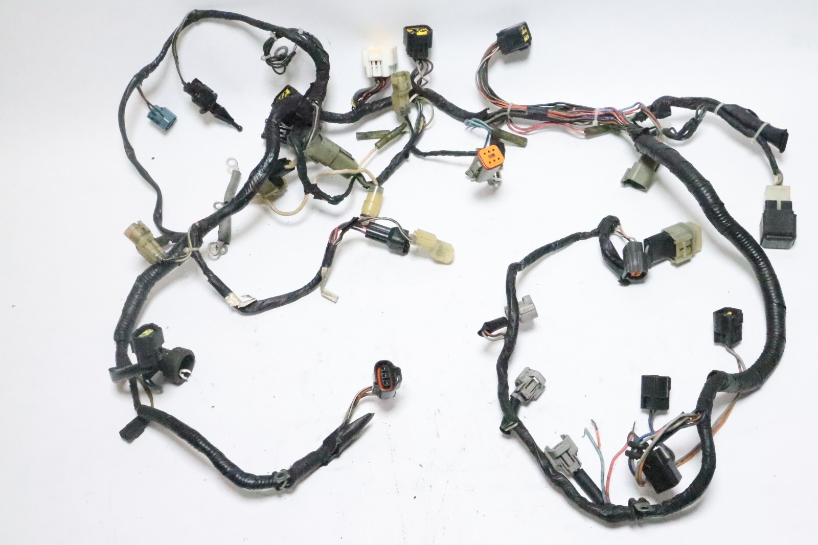 Evinrude 40 50 hp Suzuki DF40 DF50 4 Stroke Main Wire Harness 5031476 has cuts | Used
