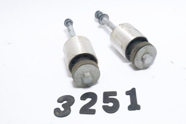 5031528 Evinrude Johnson 1999-04 Upper Mount Set 40 50 HP 3 Cylinder 4-Stroke | Used - Image 2
