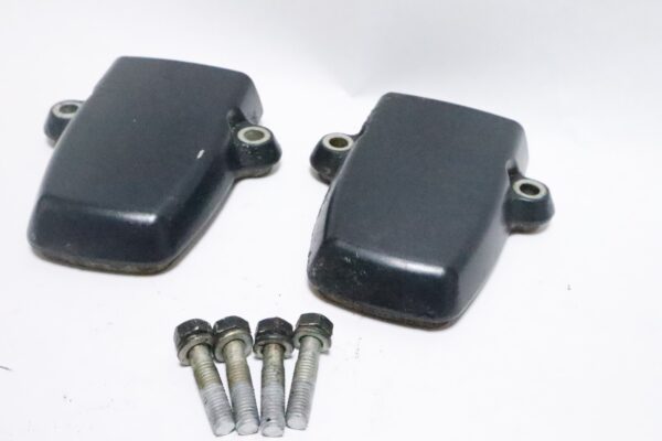 5031533 Johnson Evinrude 1999-2001 Lower Mount Cover Set 25 30 40 50 HP | Used - Image 4