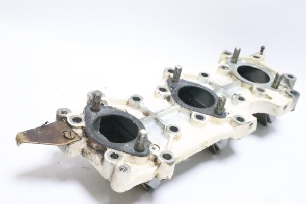 Evinrude 70hp 2 stroke outboard intake manifold with reeds (323689) | Used - Image 5