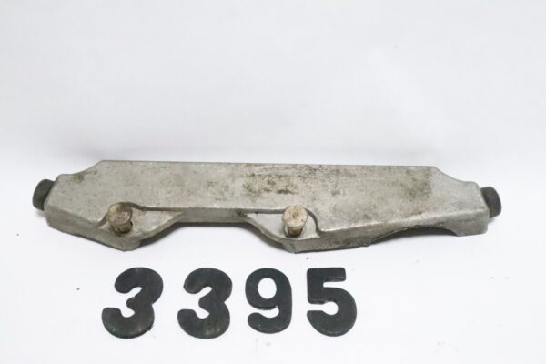 316647 mounting bracket for 1973 - 1978 Evinrude 70 HP 65hp outboard Johnson | Used - Image 5