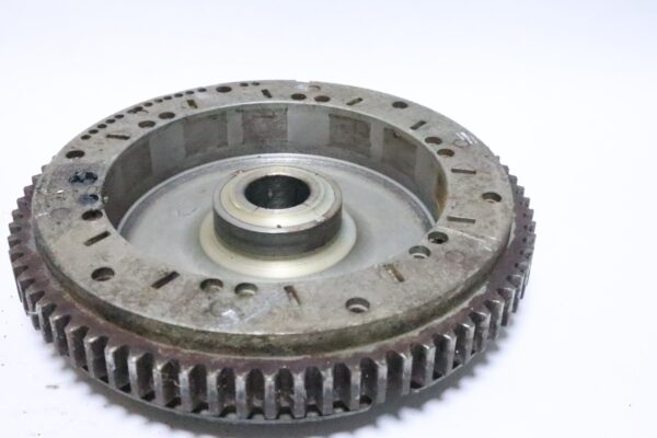Evinrude 70hp 2 stroke outboard flywheel (582165) | Used - Image 5
