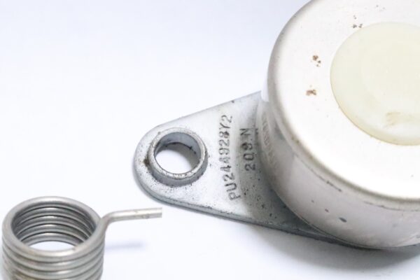 62Y-11590-10-00 Tensioner Assy 1995-2004 4-Stroke F40 F50 F60 Hp Yamaha Outboard | Used - Image 3