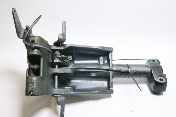 Yamaha F40 F50 40 50 HP Swivel Bracket Tilt Tube 63D-43311-13-4D 63D-42510-11-4D | Used - Image 5