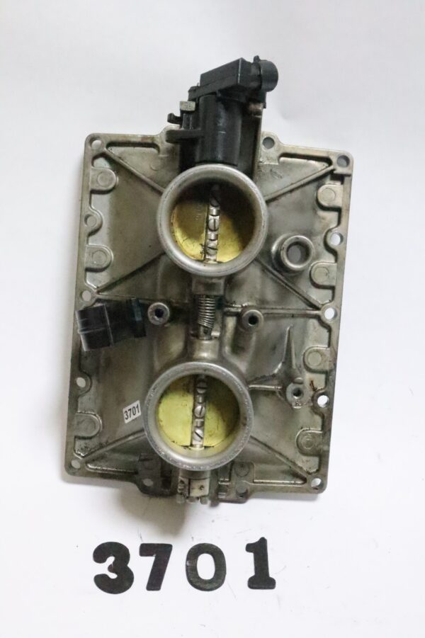 2007 Evinrude 115HP Etec Outboard 2 Stroke Throttle Body Assembly 5005828 | Used - Image 2