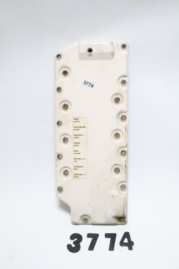 F85152-4 Force 3 Cyl 70 75 85 Hp Outboard Exhaust Port Cover Plate | Used - Image 2