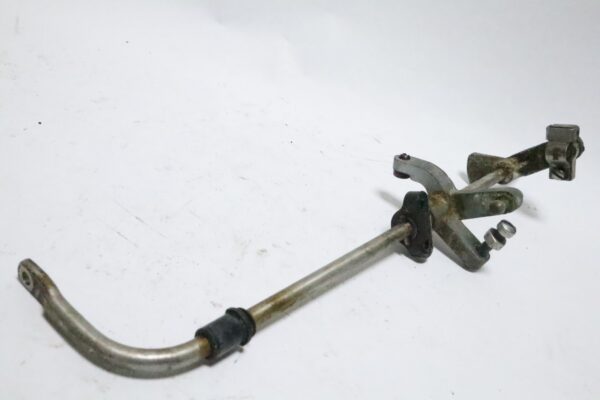 817968A2 Force 3 Cyl L-Drive Throttle Timing Towershaft 85 HP | Used - Image 3