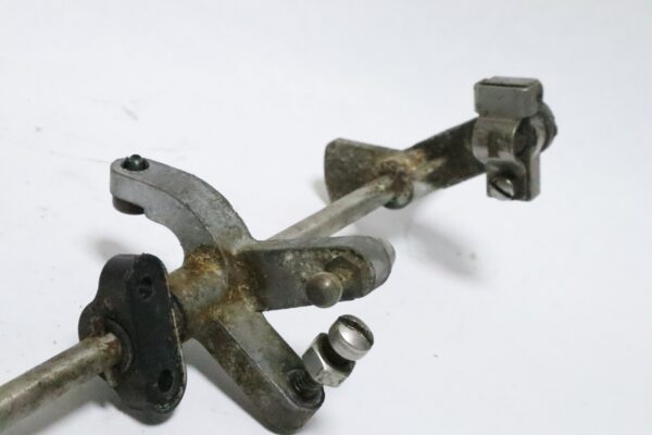 817968A2 Force 3 Cyl L-Drive Throttle Timing Towershaft 85 HP | Used - Image 4
