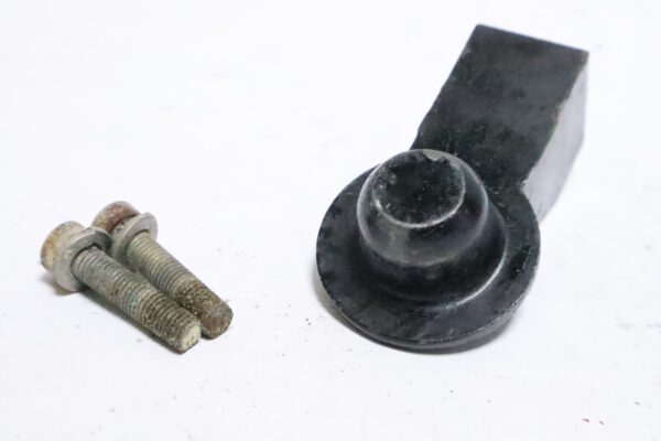 39474 Bottom Cowl Anchor Latch for Mercury 7.5 110 9.8 Hp Outboard | Used - Image 4