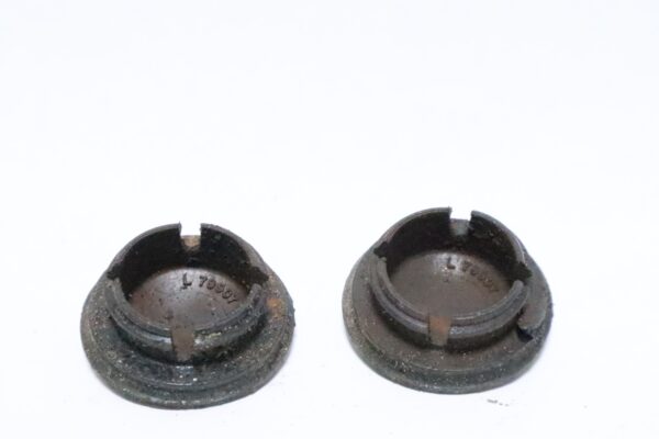 79907 Motor Mount Cover (Pair) Mercury Mariner Outboard Engines | Used - Image 4