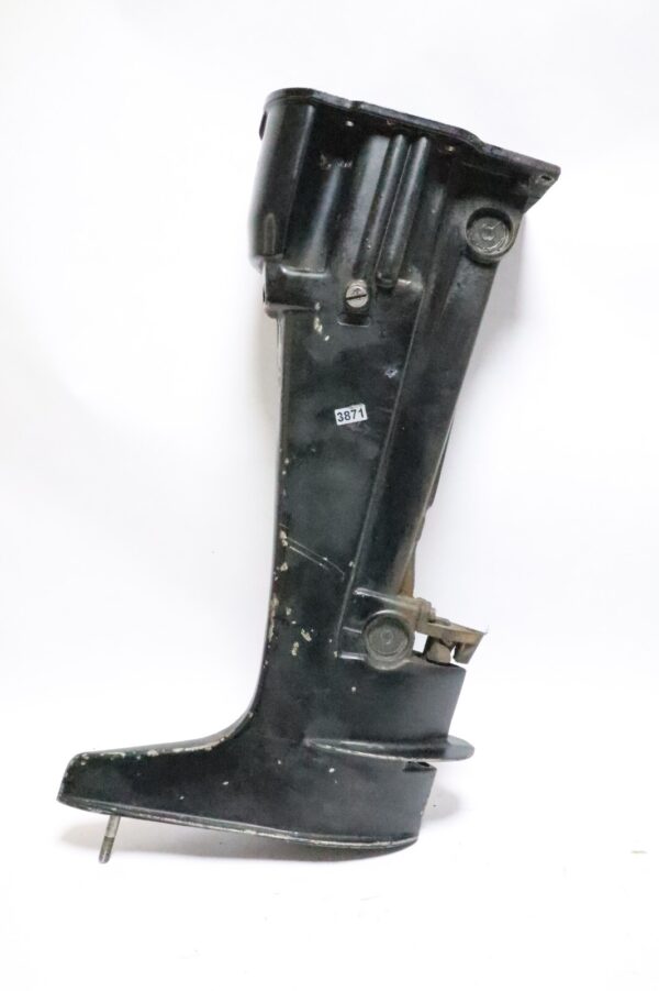 Mercury 7.5hp 9.8hp 110 75 Mid Section 20" Driveshaft Housing 4901A2 8451A1 4901 | Used - Image 4