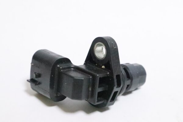 Suzuki 4 Stroke Outboard Motor Cam Position Sensor 33220-64L10 OEM | Used