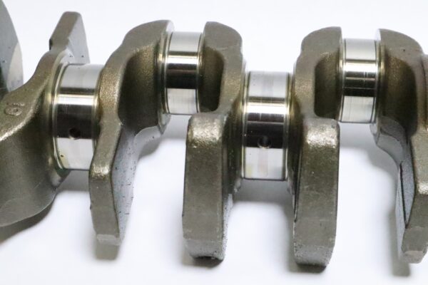 Suzuki DF150 df175 outboard crankshaft (12221-96J10) | Used - Image 5