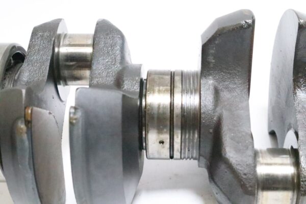 817398A3 817874A1 Force 1989-94 Crankshaft Assembly 40 50 HP 2 Cylinder | Used - Image 5