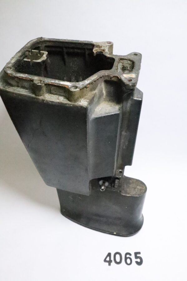 Force Mercury Outboard 40hp 50hp 819173F Driveshaft Housing Exhaust 819173T 1989 | Used - Image 2