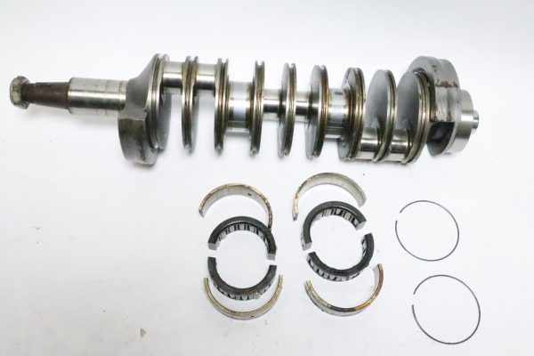 Evinrude Johnson outboard motor crankshaft 150 hp - 235 hp  part#  0388306  Used