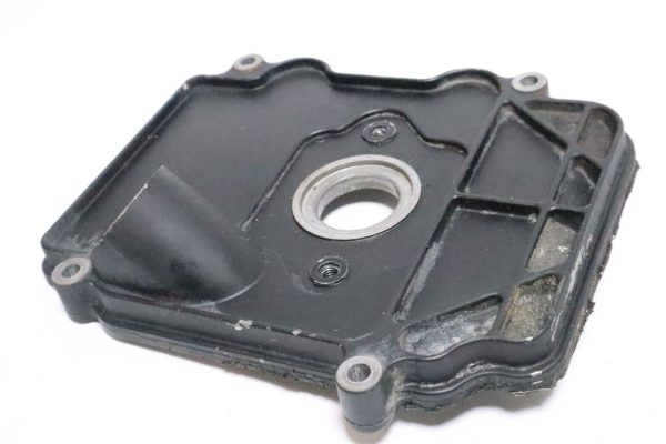 OEM TOHATSU NISSAN 4 STROKE 9.9 HP 15 HP 18 HP  CYLINDER HEAD COVER 3H8B010210   Used - Image 2